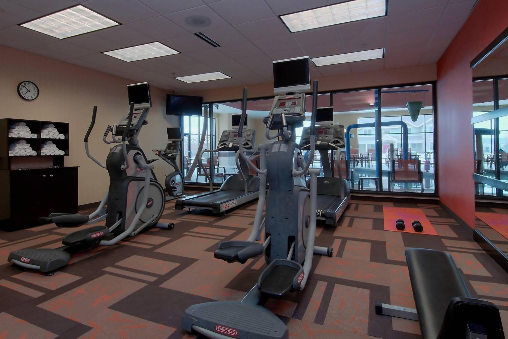Courtyard By Marriott Madison West / Middleton Ξενοδοχείο Εξωτερικό φωτογραφία