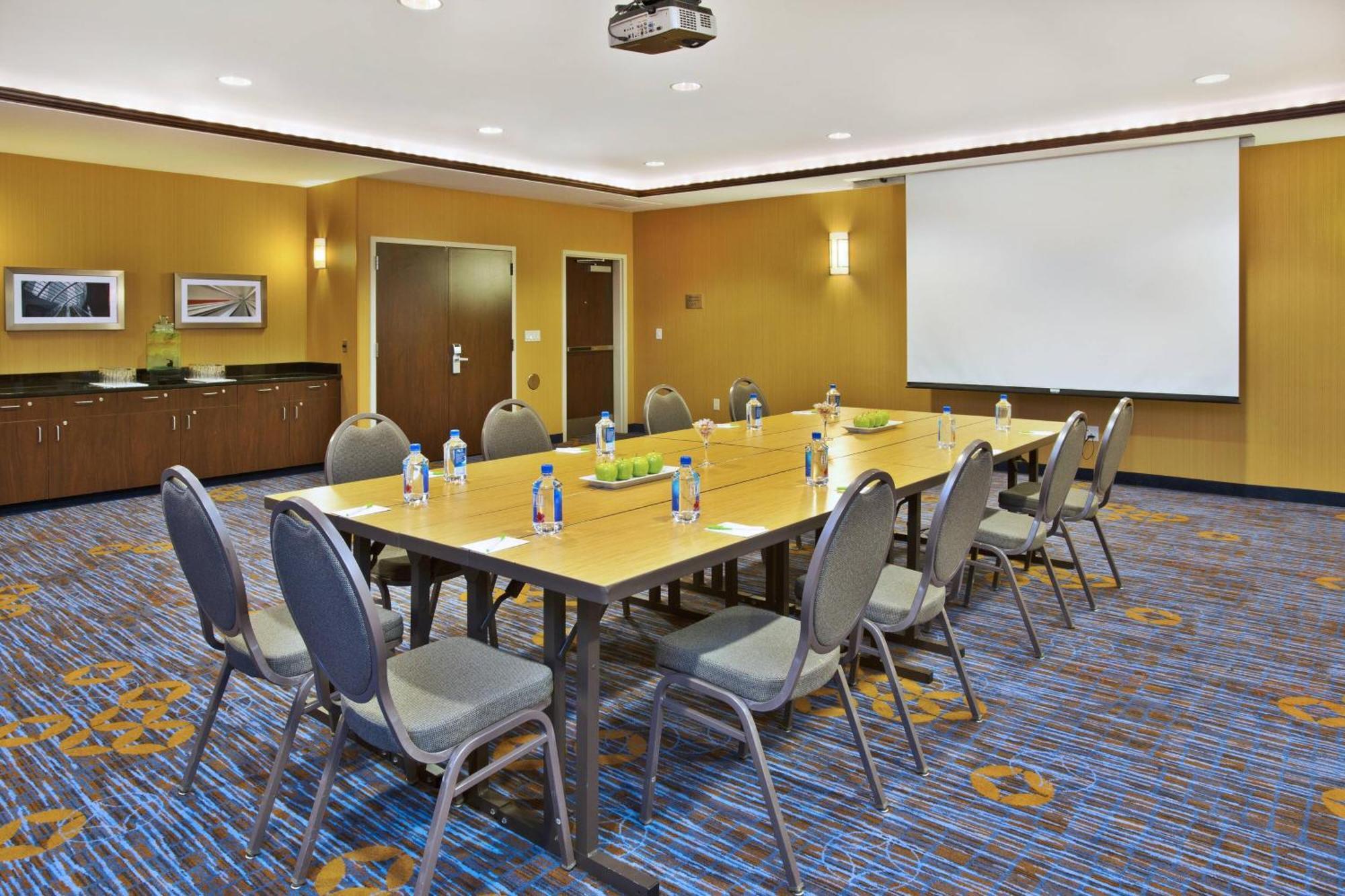 Courtyard By Marriott Madison West / Middleton Ξενοδοχείο Εξωτερικό φωτογραφία
