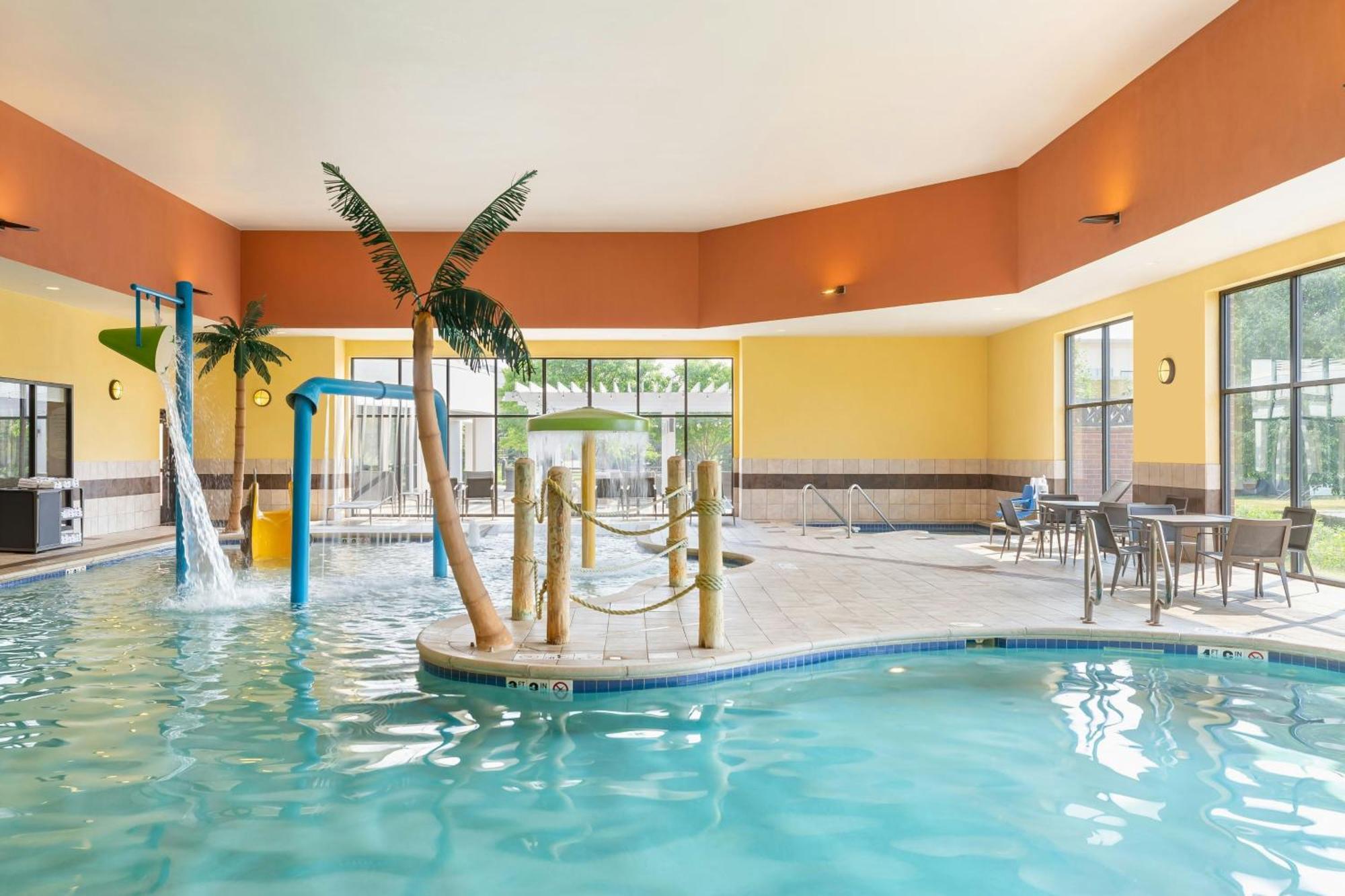 Courtyard By Marriott Madison West / Middleton Ξενοδοχείο Εξωτερικό φωτογραφία