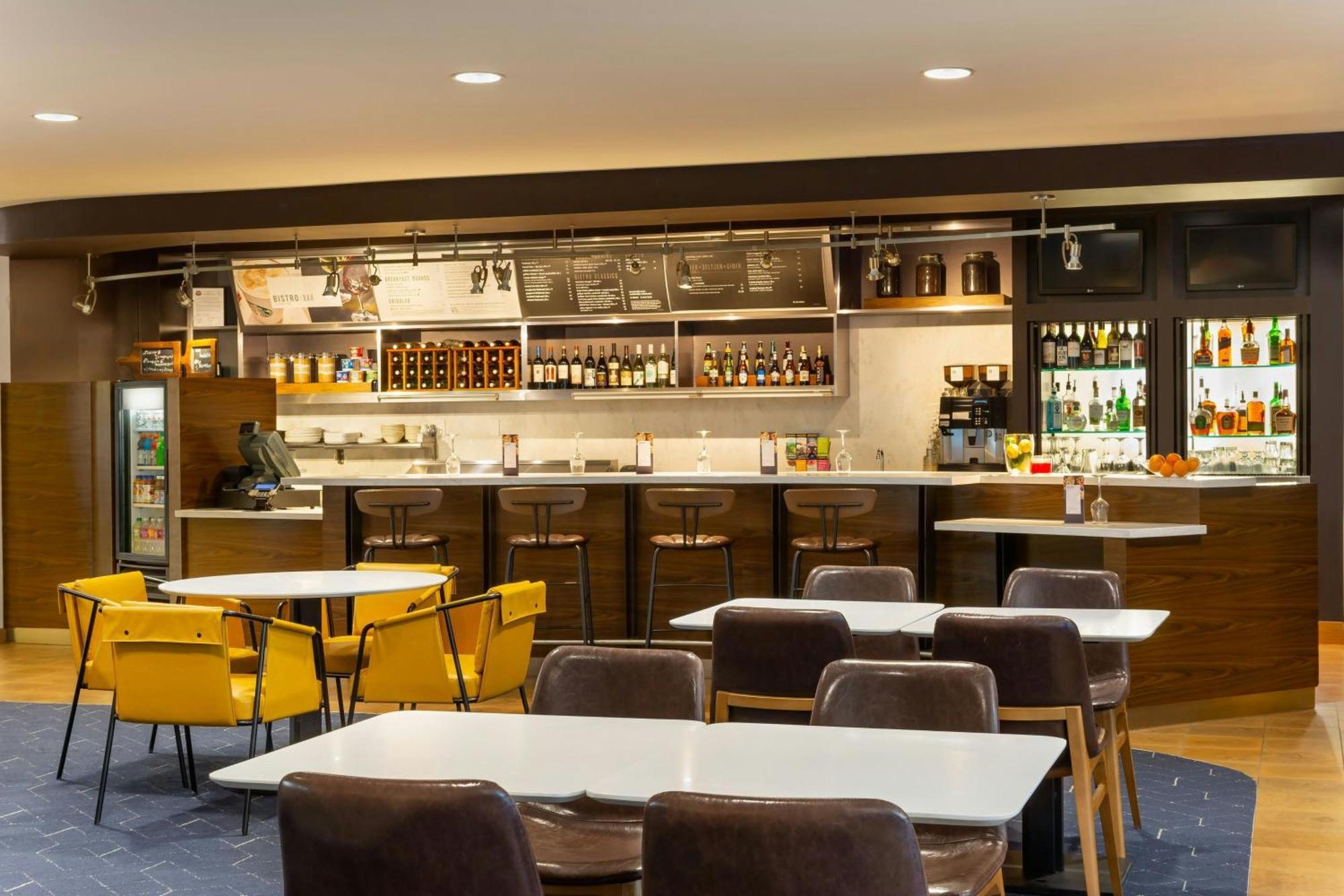 Courtyard By Marriott Madison West / Middleton Ξενοδοχείο Εξωτερικό φωτογραφία