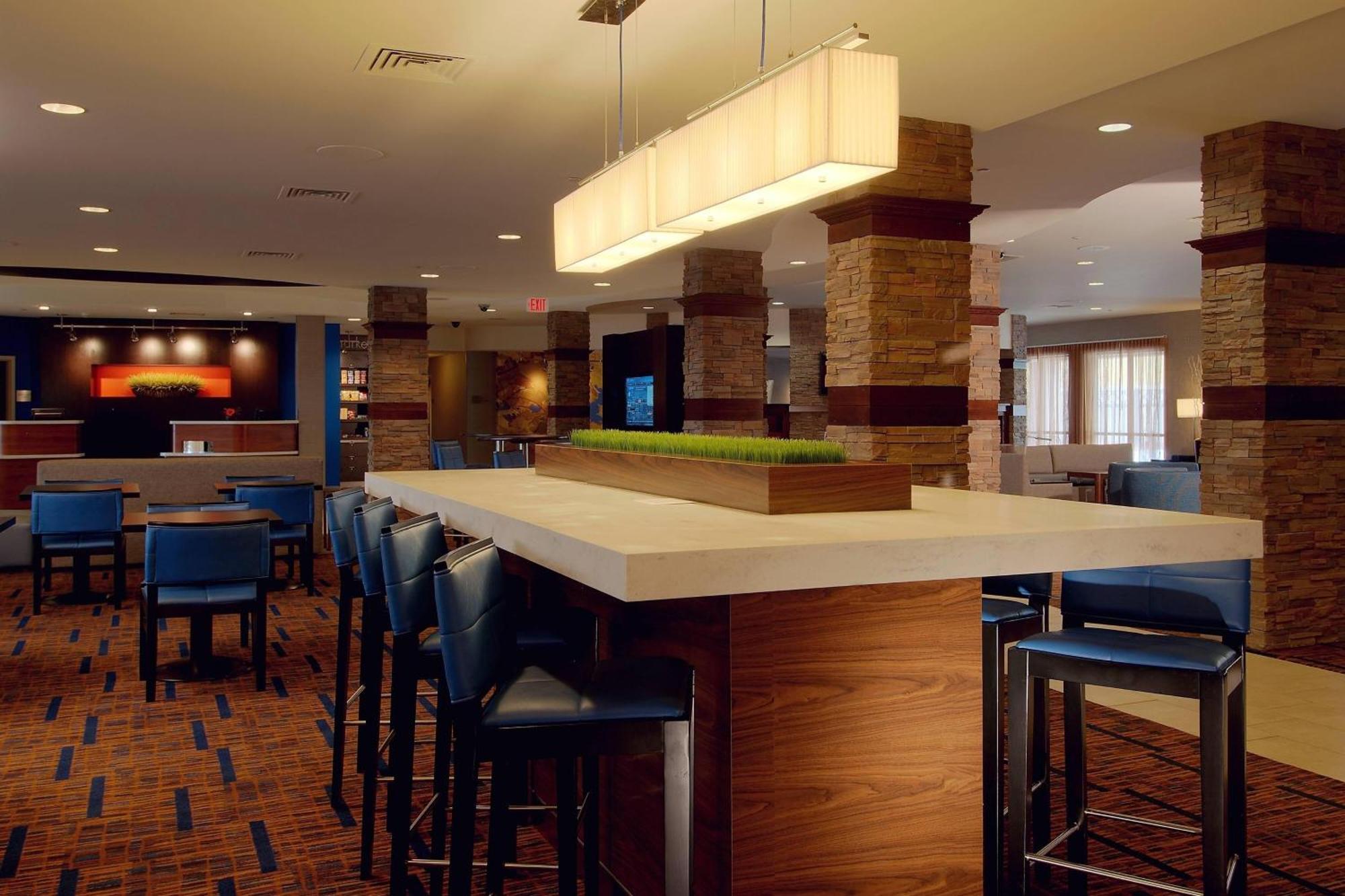 Courtyard By Marriott Madison West / Middleton Ξενοδοχείο Εξωτερικό φωτογραφία
